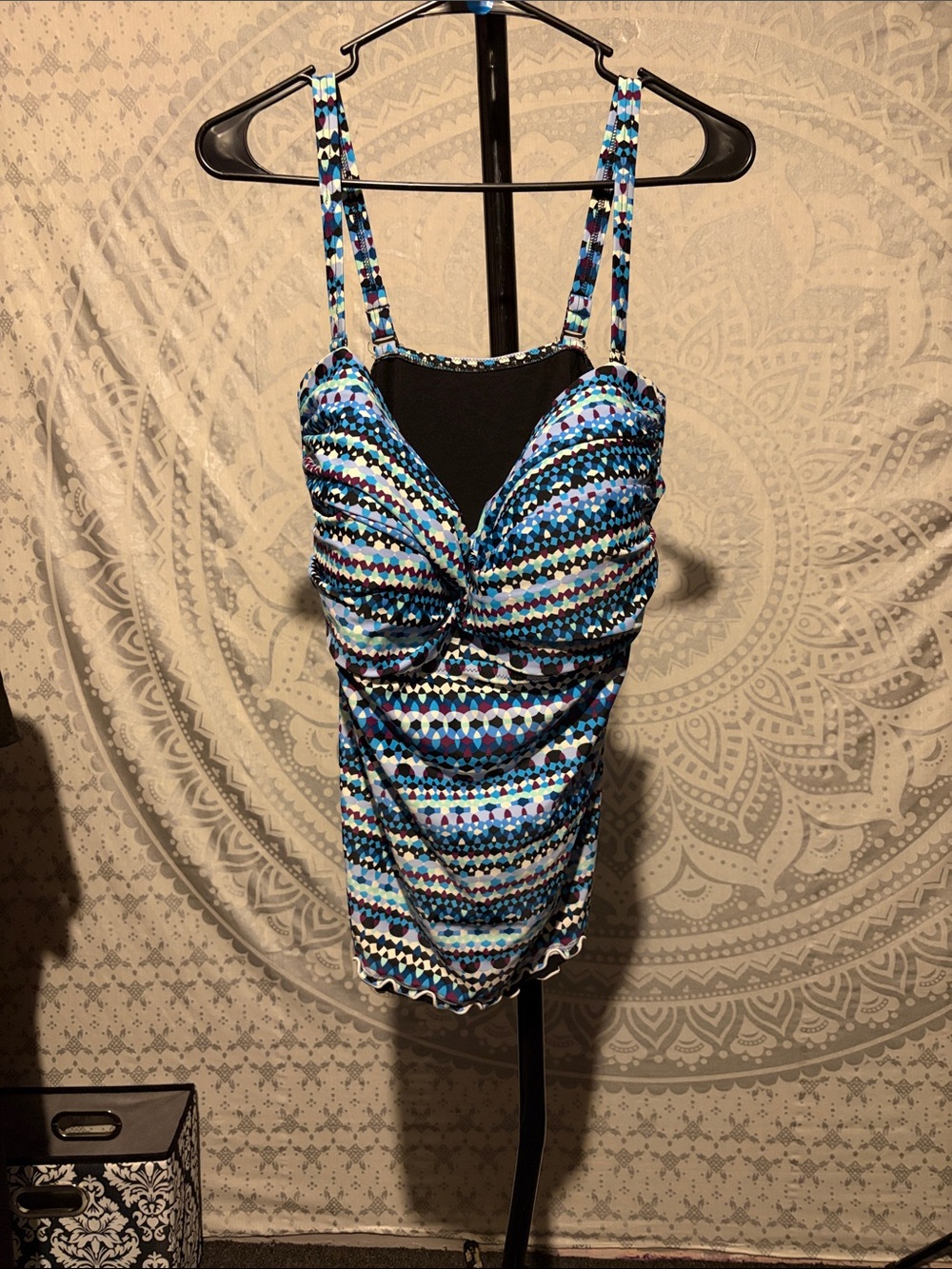 Profile by Gottex 22W Twist Front Geometric Tankini Swim Top Blue Purple